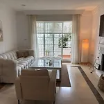 Apartament Golf House